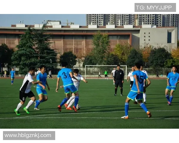 西安足球队战术解析与未来发展探讨聚焦足球的魅力与挑战 西安足球队战术解析与未来发展探讨聚焦足球的魅力与挑战