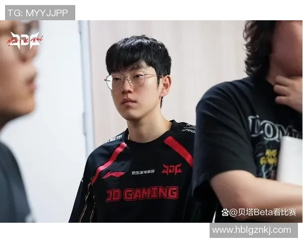 热议DOTA2JDG战队配合新策略引发全场关注与讨论